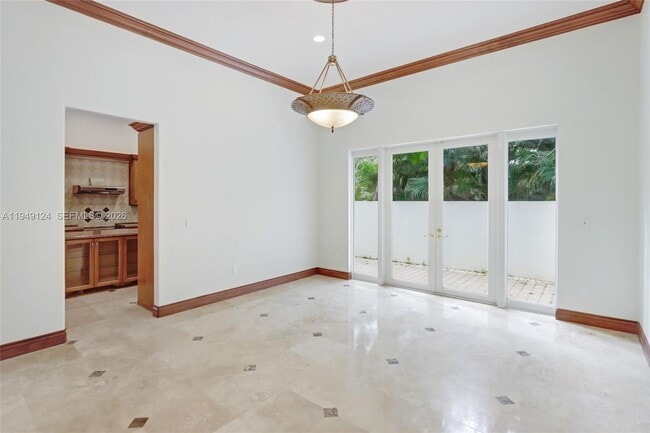 Building Photo - 8480 SW 98th St