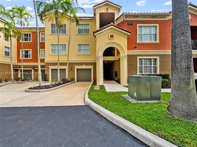 Building Photo - 4402 SW 160th Ave