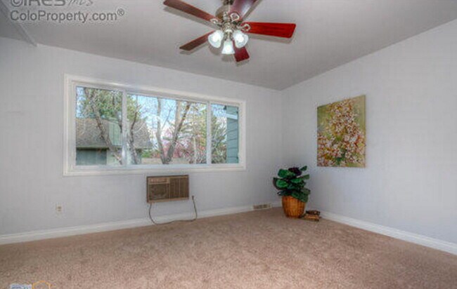 Building Photo - Beautiful Townhouse in Boulder!