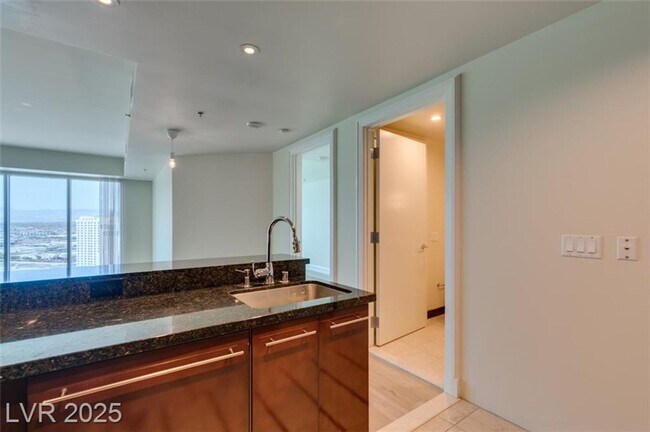 Building Photo - Luxury High-Rise Living at SKY | 29th Floo...