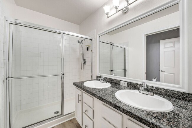 Building Photo - Light-Filled Dual-Suite Condo with Soaring Ceilings, Fireplace & Private Balcony in Amenity-Rich ...