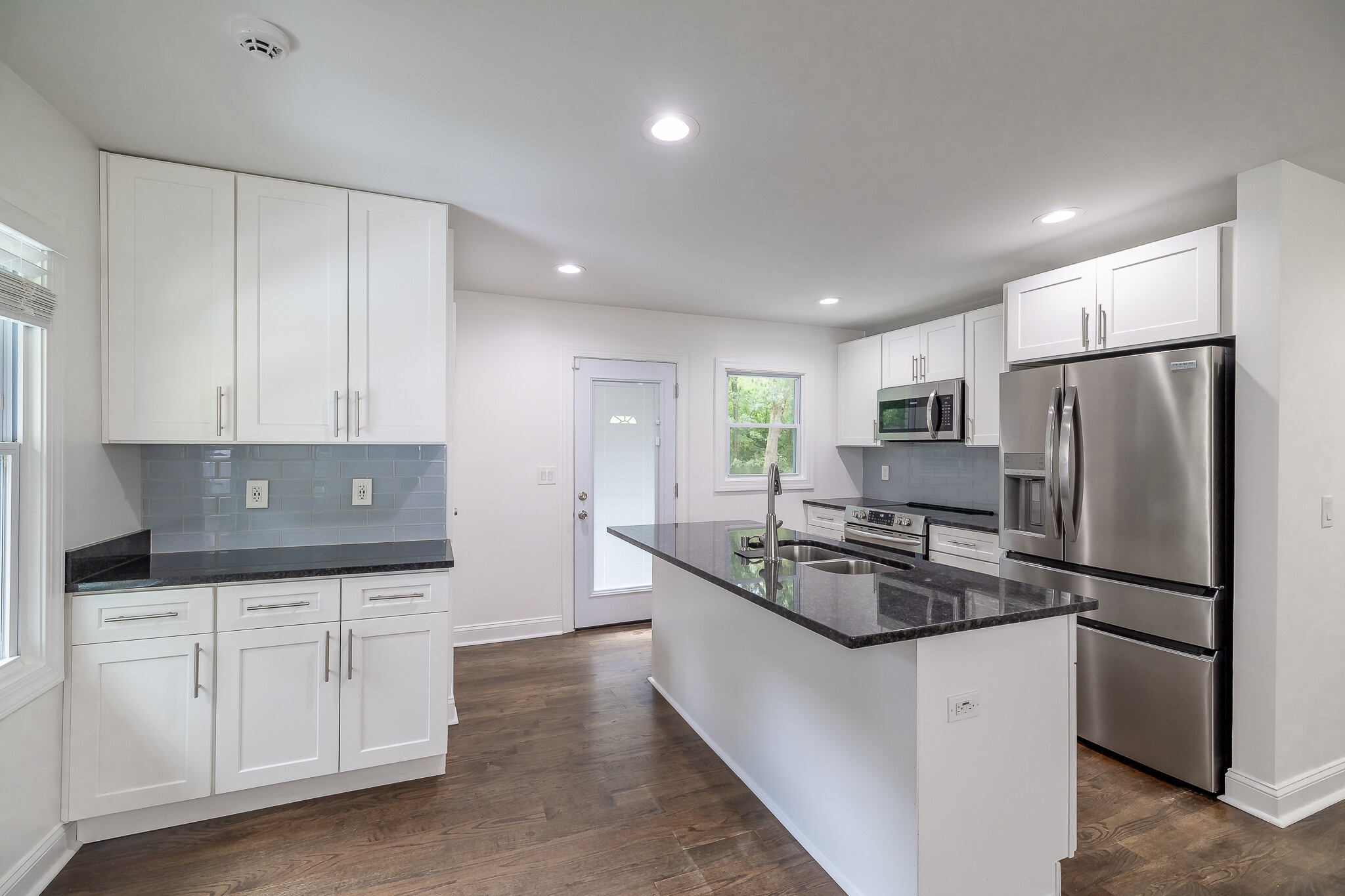 Building Photo - 2065 W Flat Shoals Terrace