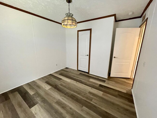 Building Photo - 11582 Charity Ln