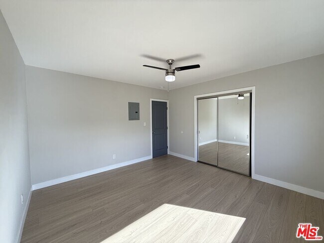 Building Photo - 1505 Cochran Ave