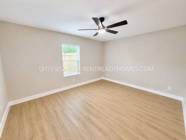 Building Photo - 4919 Dickens Rd