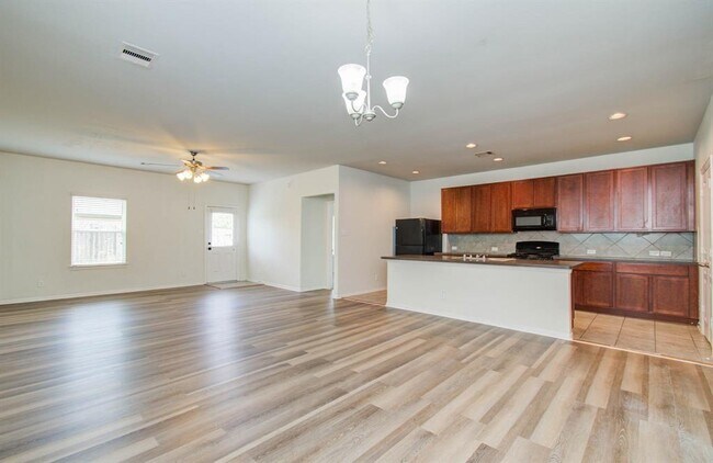 Building Photo - 3102 Gianna Springs Ct