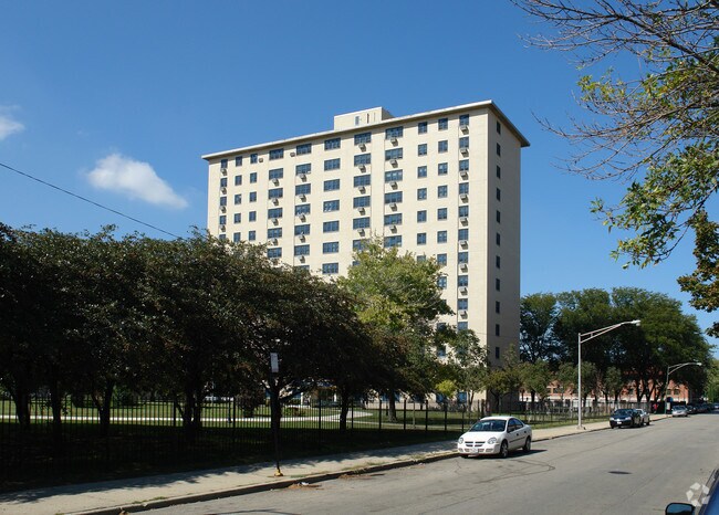 Building Photo - Long Life Apartments