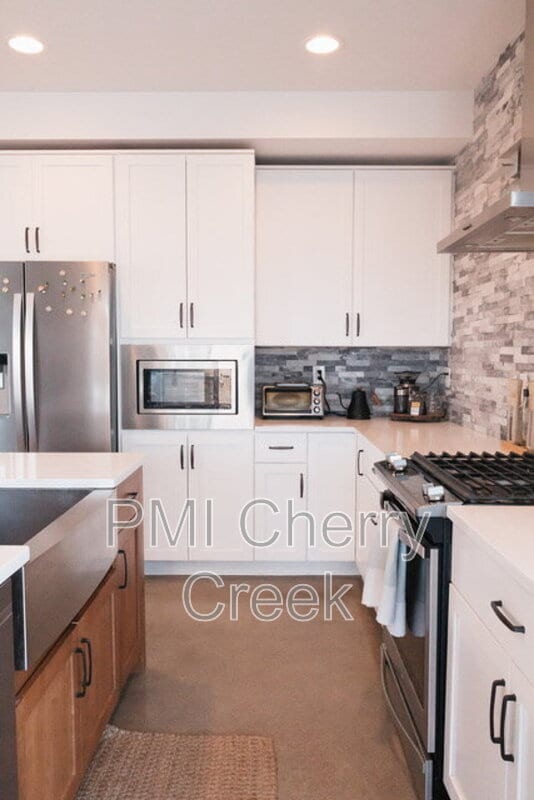 Building Photo - 2819 Jackson St