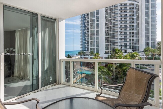 Building Photo - 18201 Collins Ave