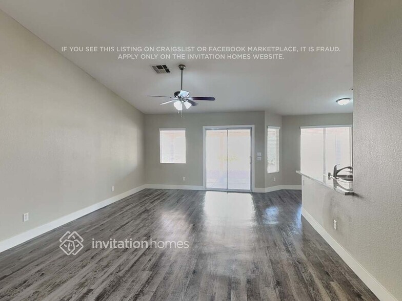 Building Photo - 531 Trocadero St