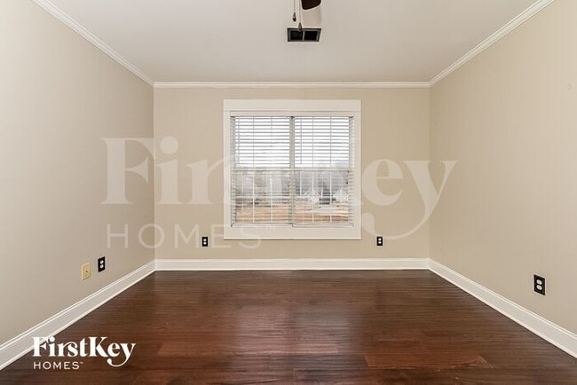 Building Photo - 1209 Ilex Ct