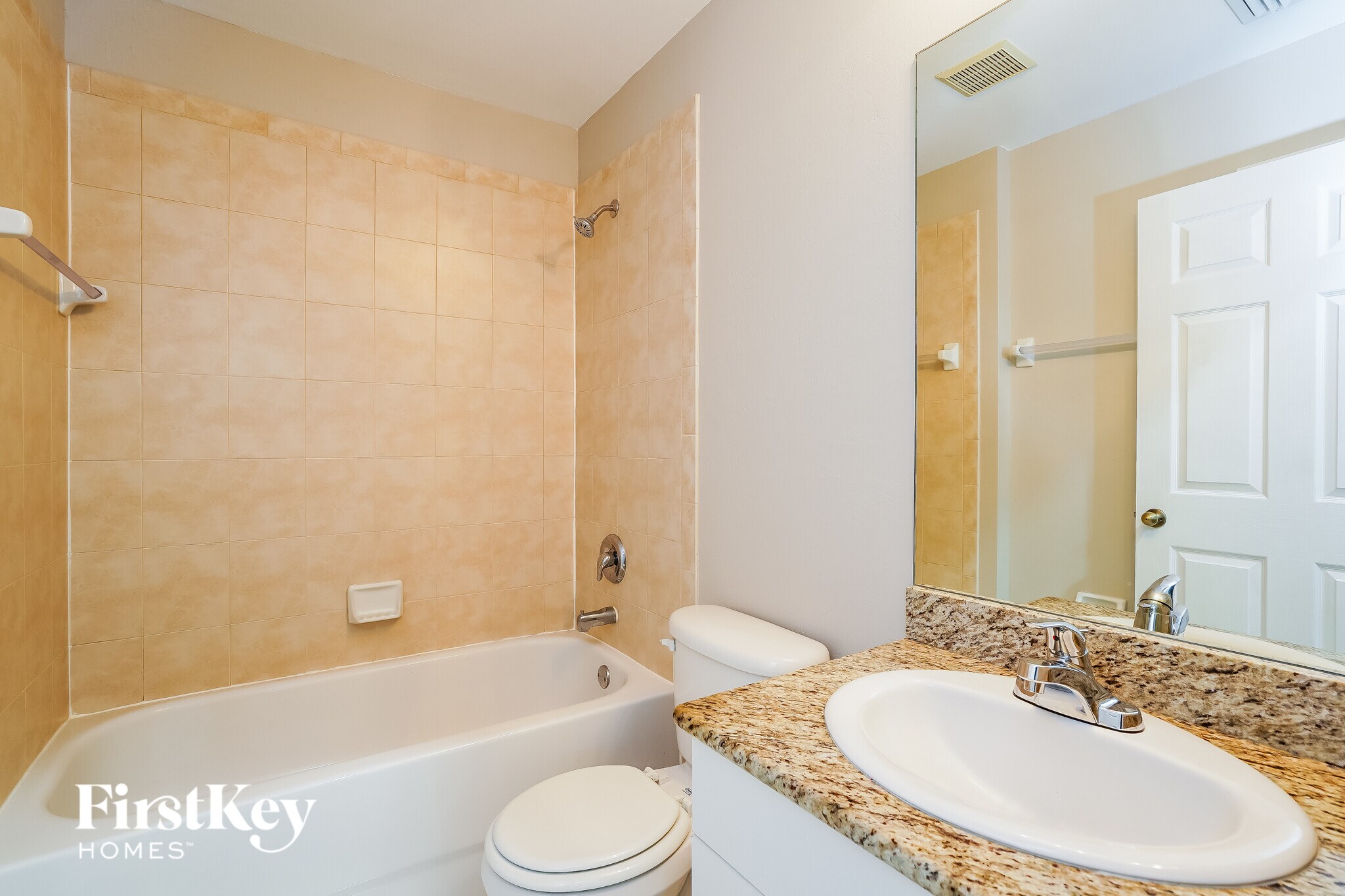 Building Photo - 4028 NE 10th Pl