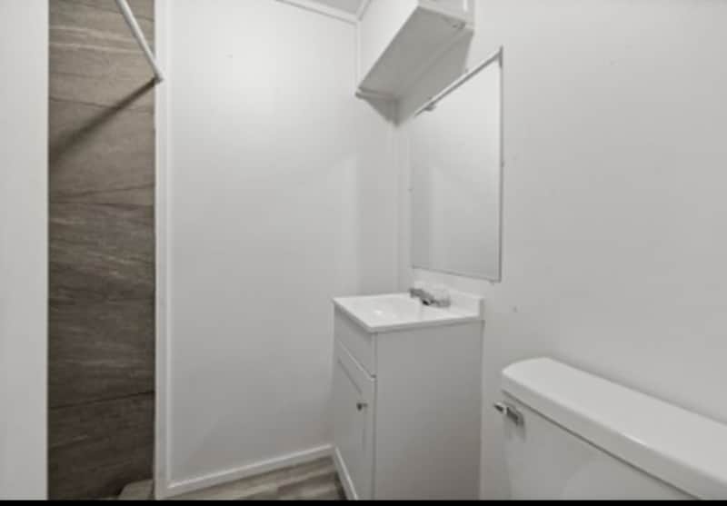 Building Photo - 904 Willsie Ave