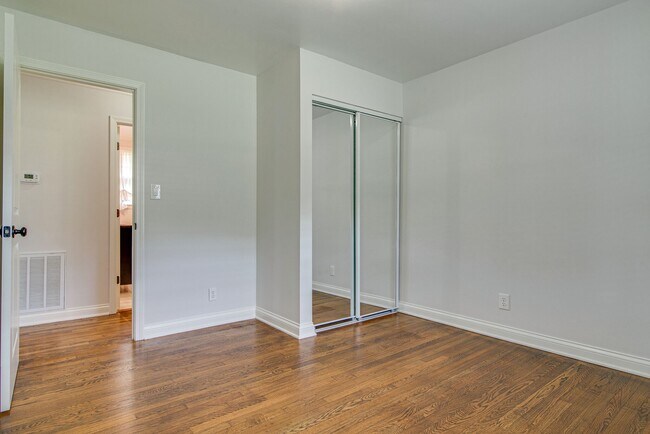 Building Photo - 4736 Danby Dr