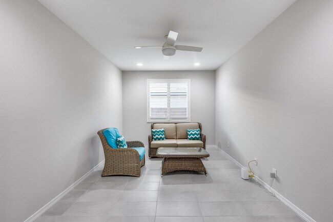 Building Photo - 7308 W Tombstone Trail