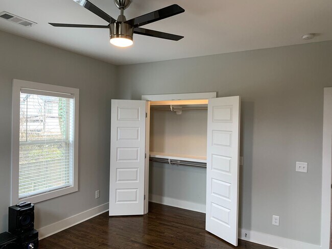 Building Photo - East Nashville 3 Bedroom Home
