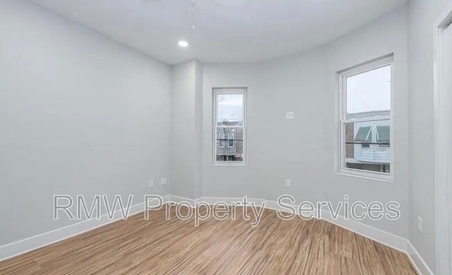 Building Photo - 2031 S 19th St