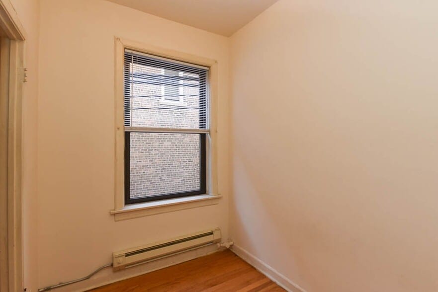 Building Photo - 1055 W George St