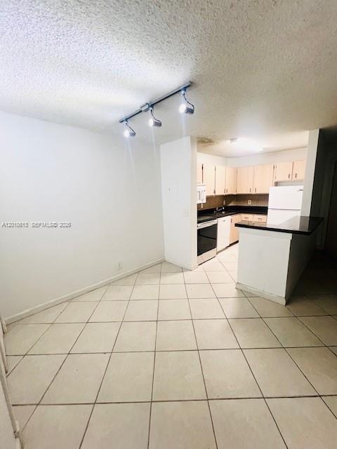 Building Photo - 10717 Cleary Blvd