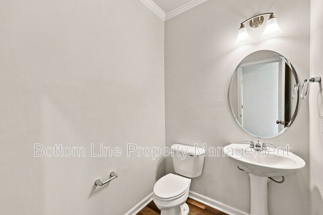 Building Photo - 1204 Lily Loch Wy