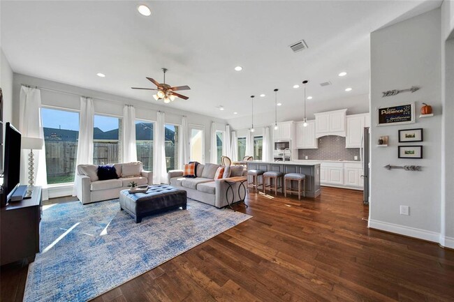 Building Photo - 4615 Primrose Valley Ln
