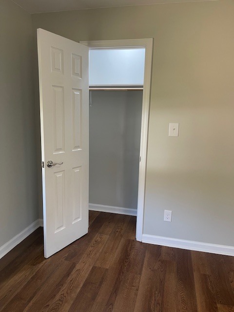 Building Photo - 227 Kenneth Blvd