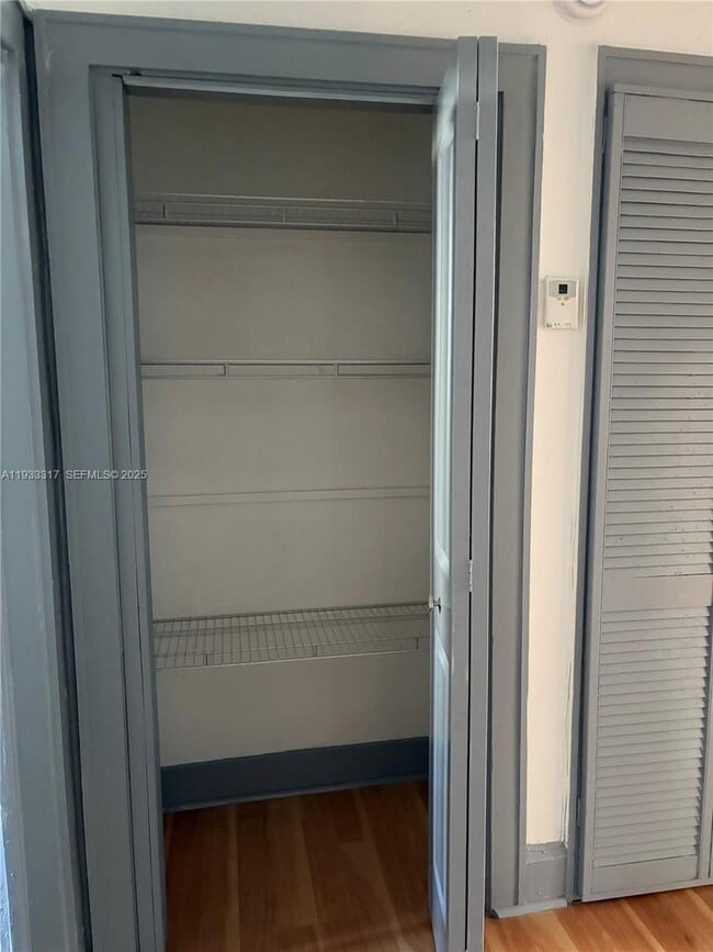 Building Photo - 249 SW 4th St