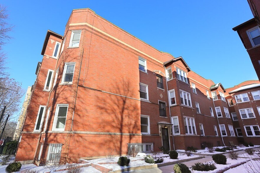 Primary Photo - 4415 N Wolcott Ave