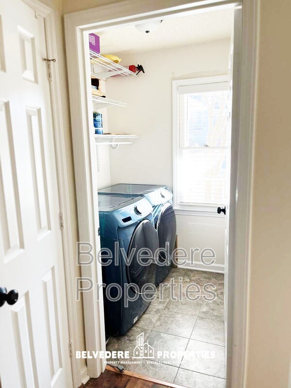 Building Photo - 3726 Wayfarer Dr