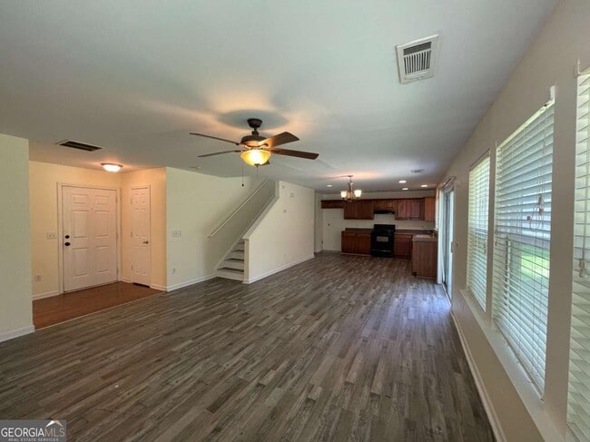Building Photo - 5553 Sable Way