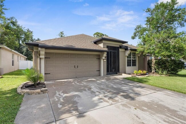 Building Photo - 14373 Wake Robin Dr