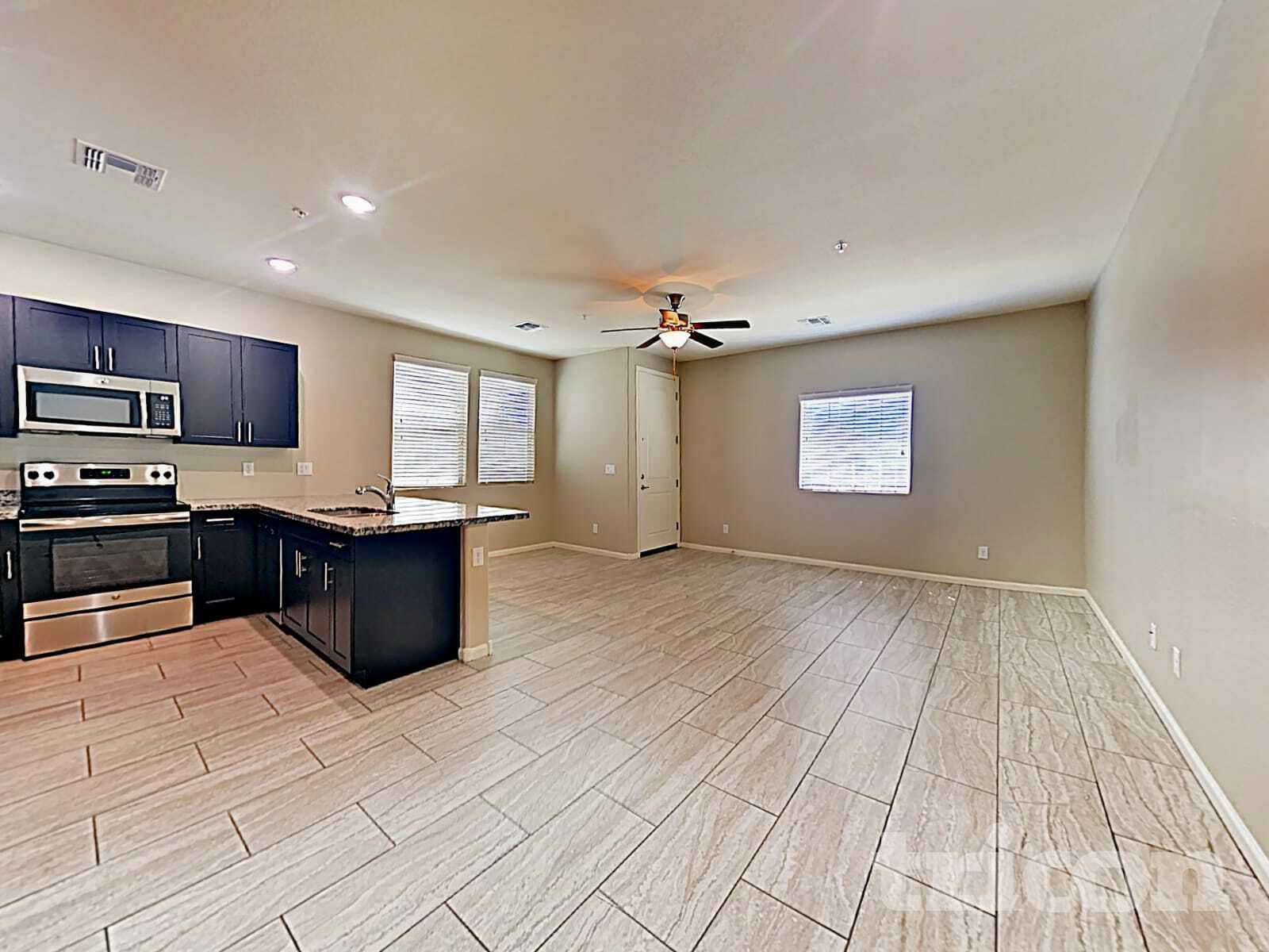 Building Photo - 12541 W Hummingbird Terrace