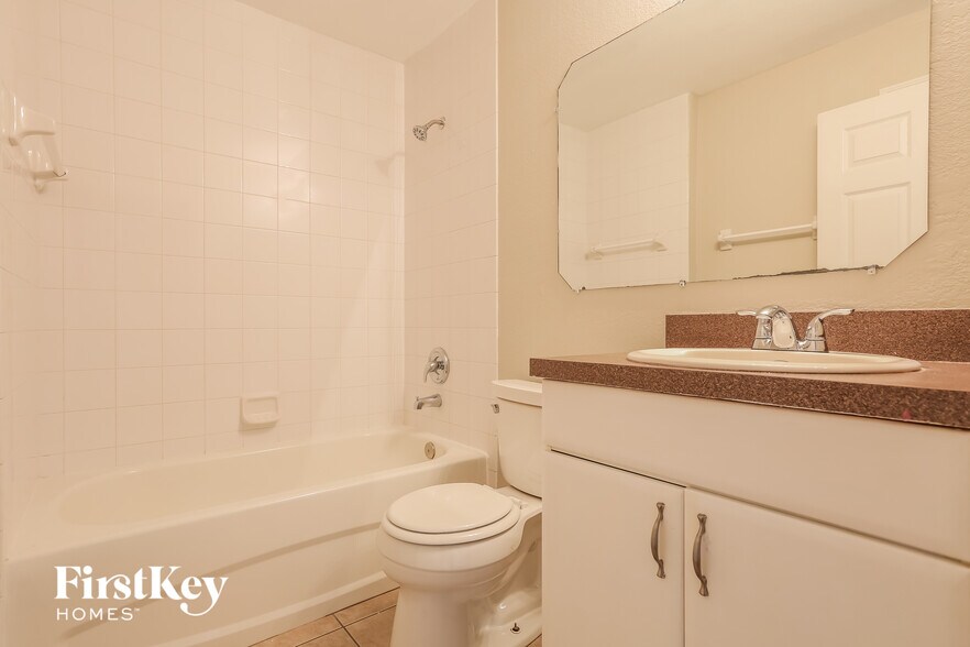 Building Photo - 4502 Enid Ln