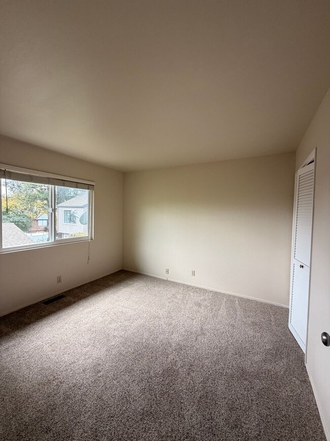 Building Photo - 4235 Grace St