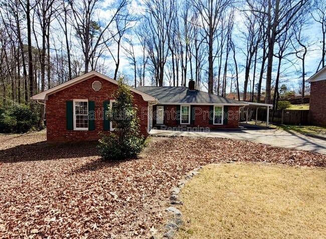 Building Photo - 2396 Hidden Ln