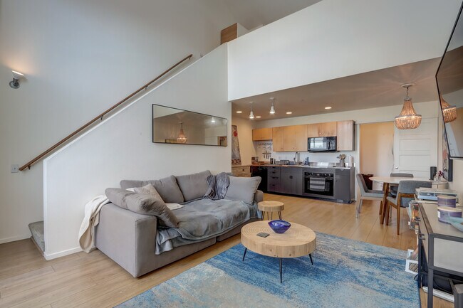 Building Photo - 2064 Kettner Blvd