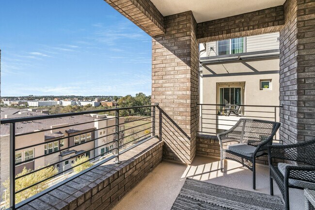 Building Photo - 414 Caliper Wy