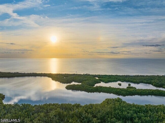 Building Photo - 6849 Grenadier Blvd