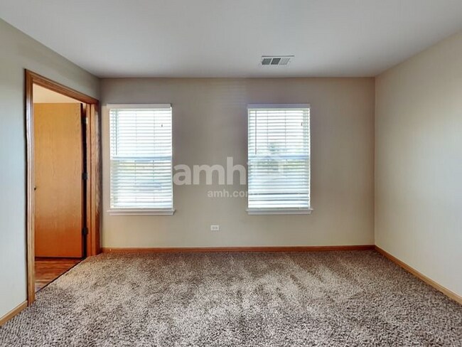 Building Photo - 5518 Stonybrook Dr