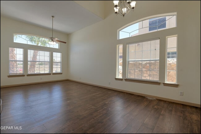 Building Photo - 6209 Cosecha Luna Cir