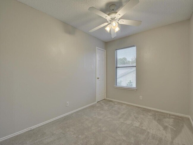 Building Photo - 9203 Kempler Dr
