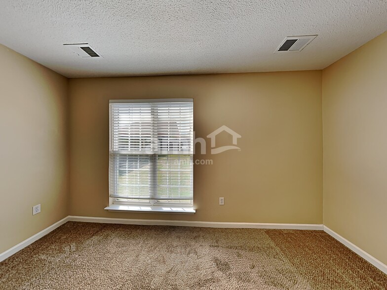 Building Photo - 5331 Kristy Ln