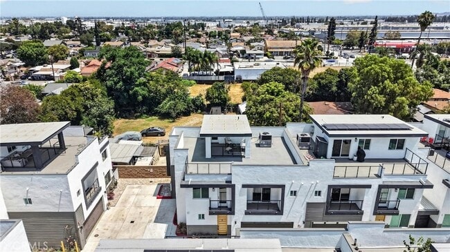 Building Photo - 1139 Turnbull Canyon Rd