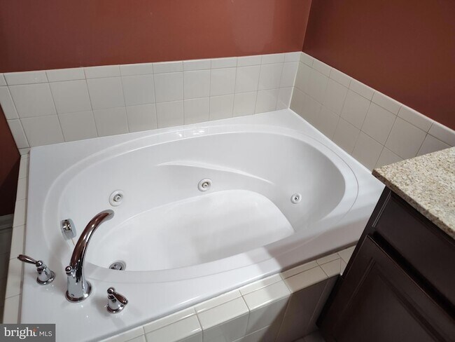 Building Photo - 1022 Ironwood Ln