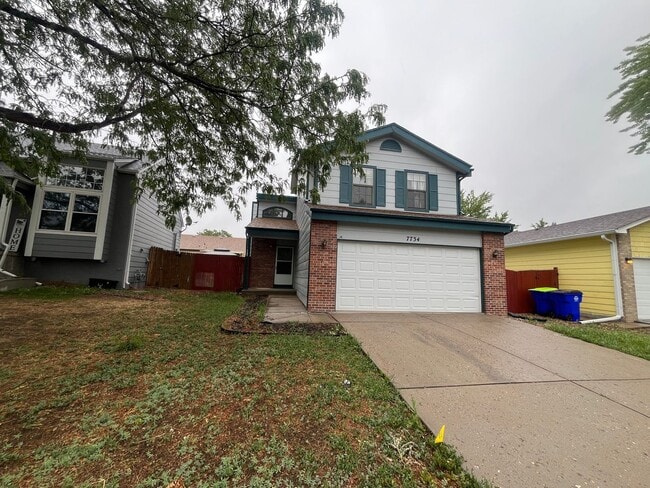 Building Photo - Beautiful 3 bed 2 1/2 bath with 2 car garage! (NEW PICTURES TO COME!!)