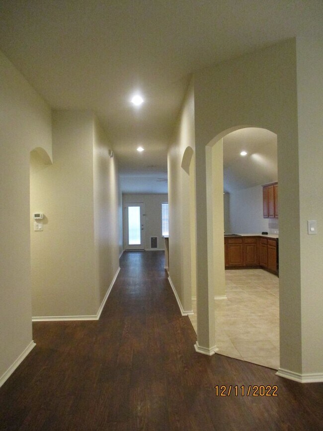 Building Photo - 5144 Waterview Ct