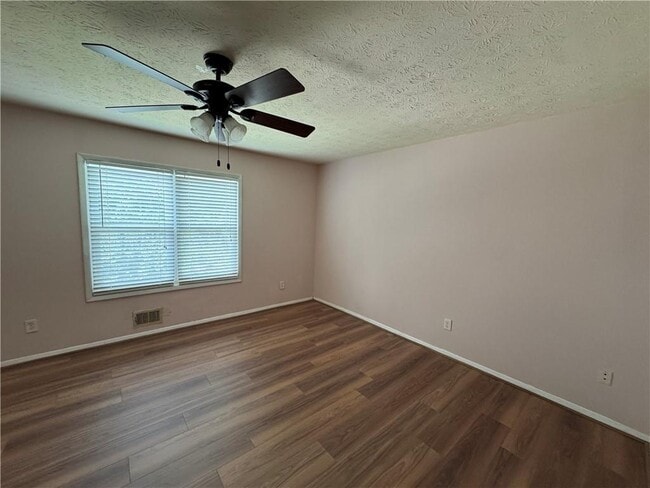 Building Photo - 3102 Destin Cir