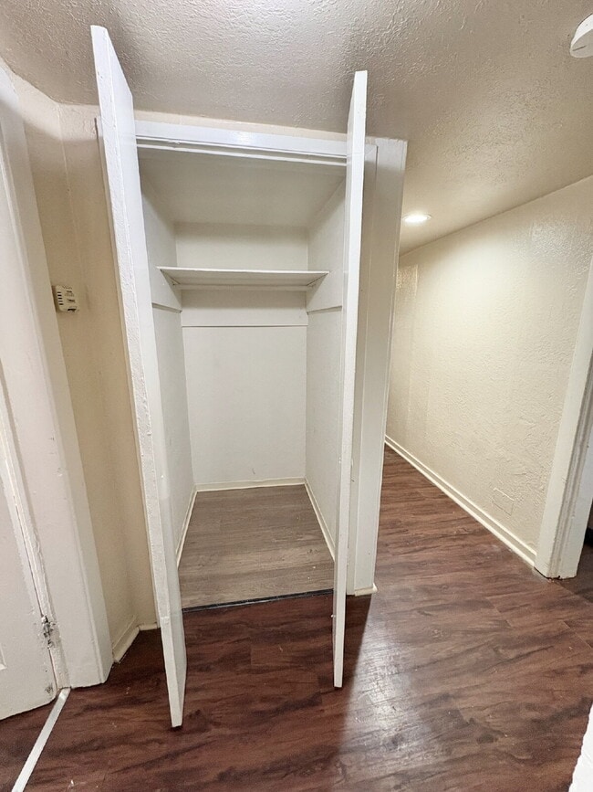 Building Photo - Bright & Centrally Located 1-Bedroom Apartment Near Downtown San Jose