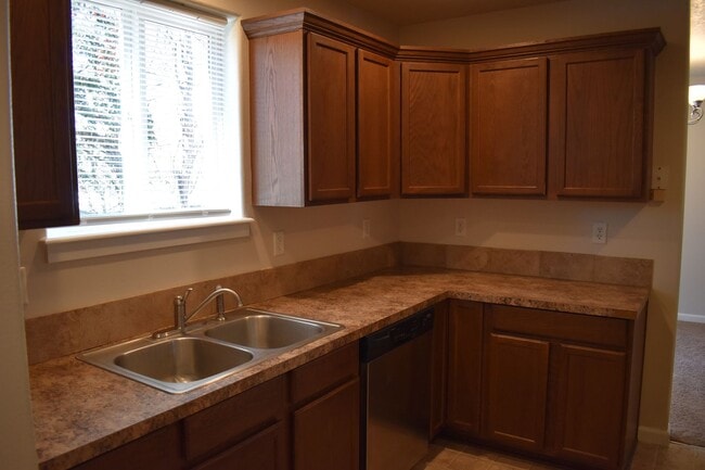 Building Photo - Large 4 bedroom two story home located on a dead end st.