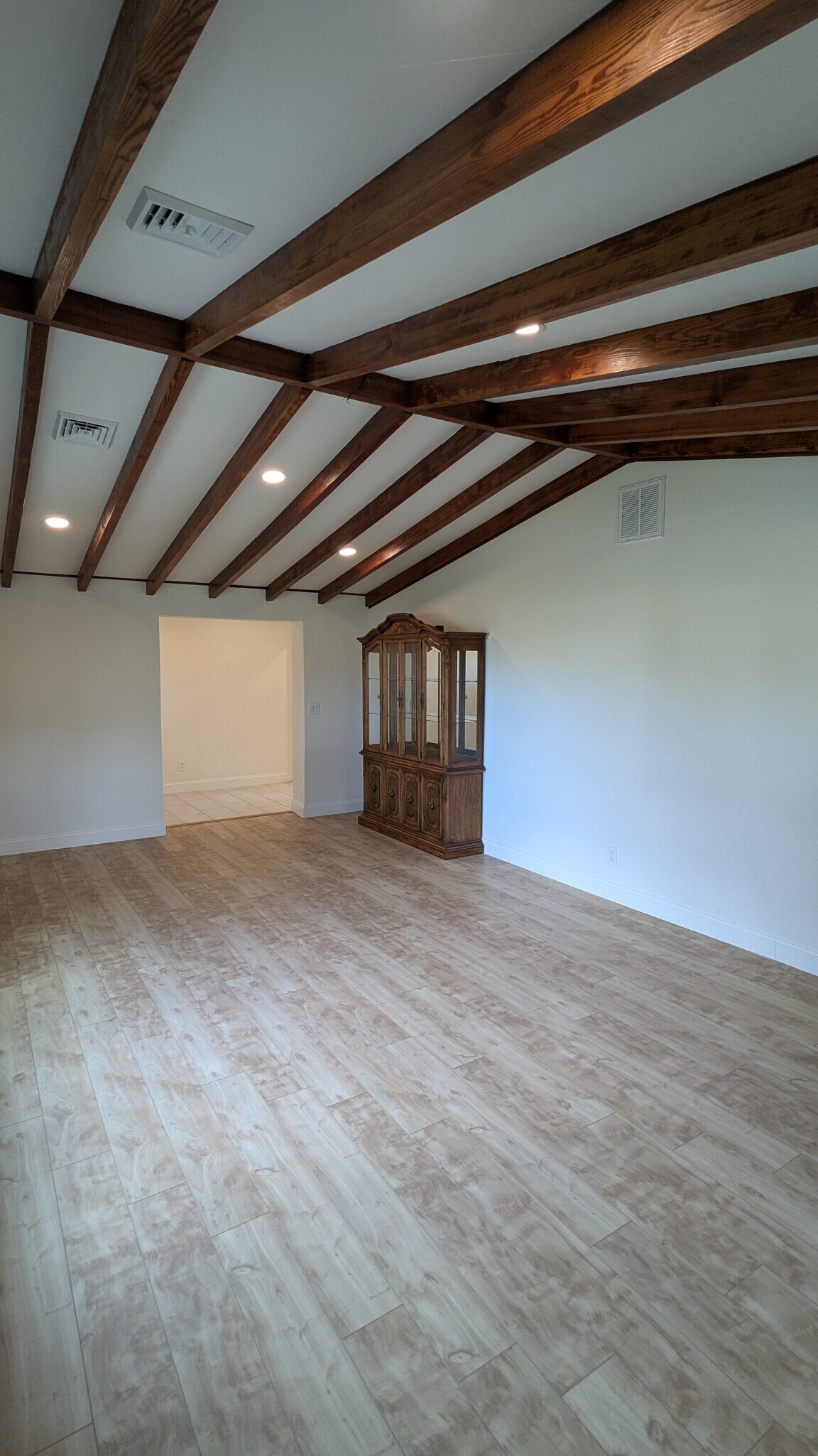 Building Photo - 1220 N Cedar Crest Blvd